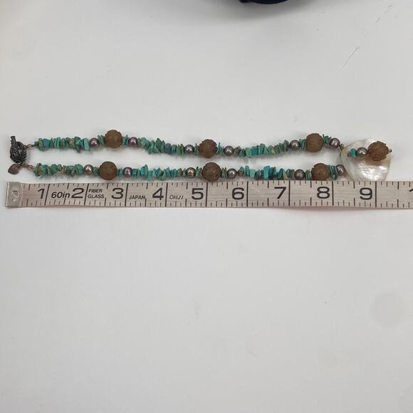 Vintage brown Chinese carved, turquoise and shell necklace - Picture 4 of 6